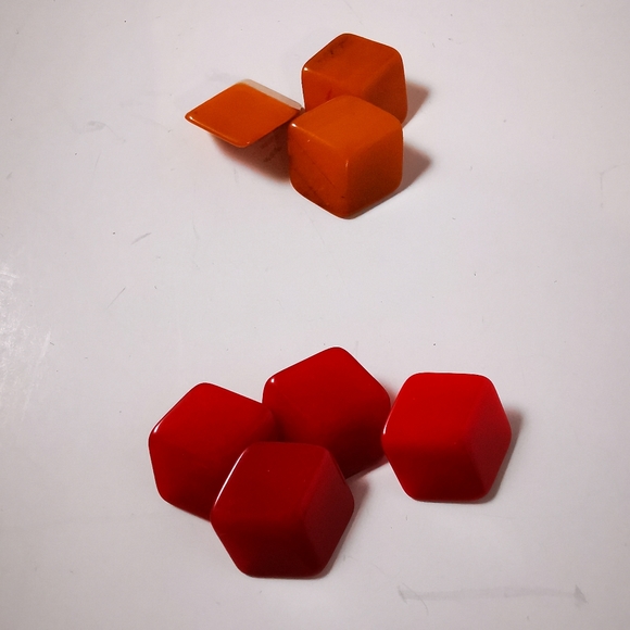 Vintage Two Dimensional Abstract Cube Lucite Buttons Lot of Seven - Picture 9 of 16